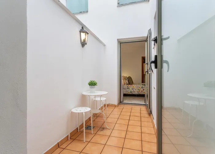 Rolycar 104 Икод-де-лос-Винос